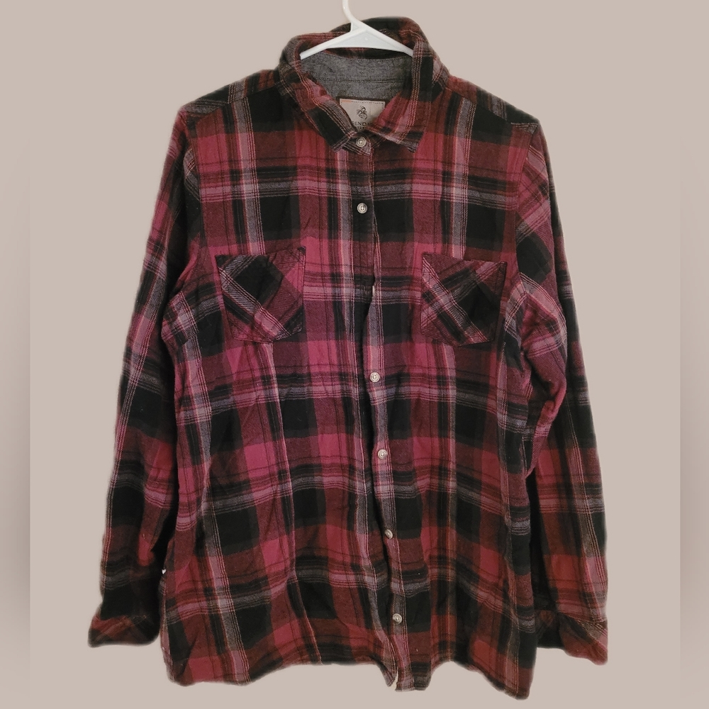 Flannel Plaid Long Sleeve Plus Size XXL Red and Black Legendary Whitetails